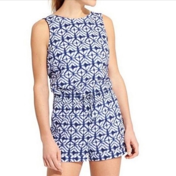 Athleta Sleeveless Crossback Sakura Shortie Romper - Picture 2 of 8